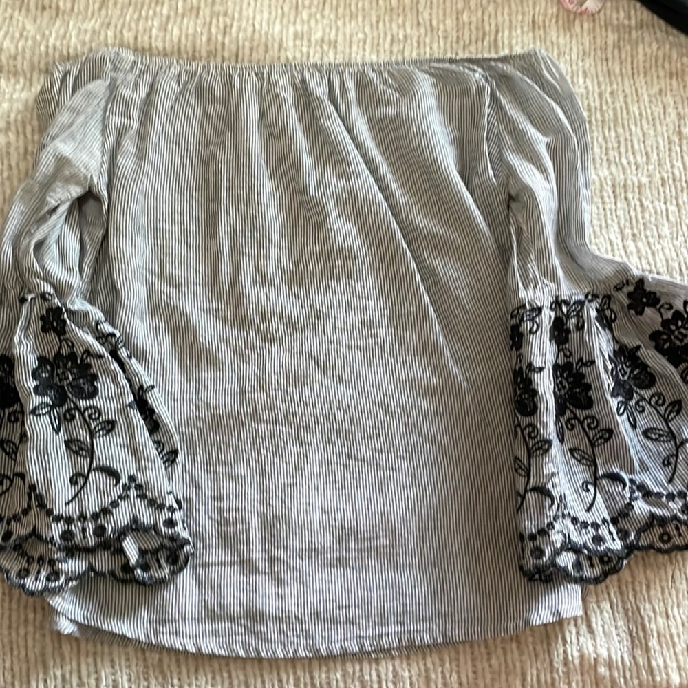 Women’s off the shoulder top